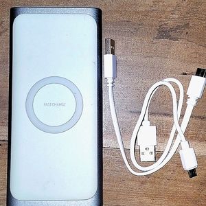 Samsung 10,000mAh Wireless Charger & Wired Charger with Fast Charge